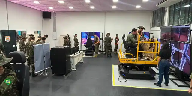 Centro de treinamento de maquinas de linha amarela do exercíto